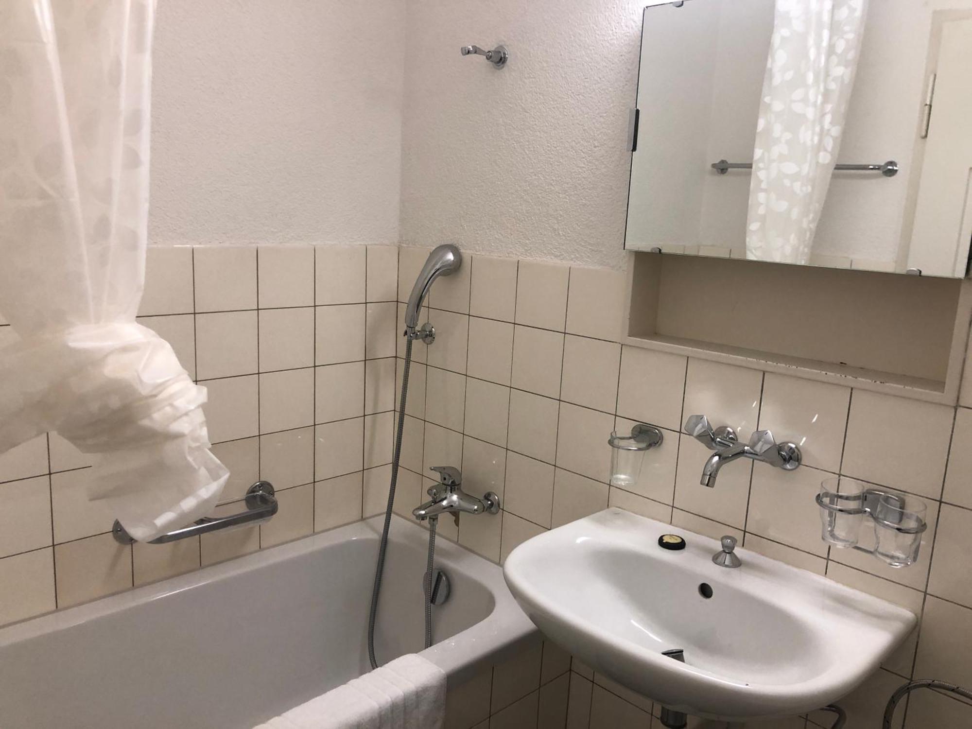 Cozy, Sunny, City Center 1 Bedroom Flat Zurich Ngoại thất bức ảnh